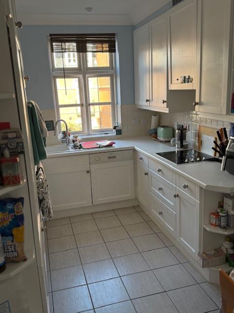 Holloway Drive, Virginia Water